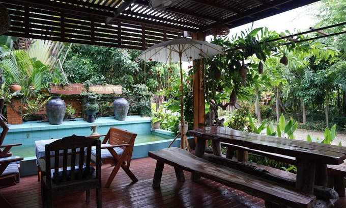 Pa Bong Hotel | Discover Bansuan Thanormpat Resort: Family-Friendly Getaway