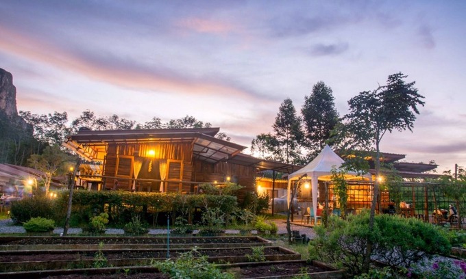 Ban Ta Khun Hotel | Guest Rated: Bansuanphutarn with Family-Friendly Amenities