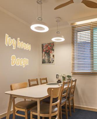 Jung-gu Apartment | Discover Family-Friendly Comfort at 대구 담쟁이집