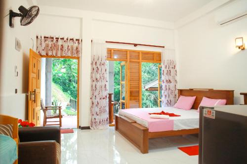 Mirissa House | Relax at Banyan Shade Mirissa with Oceanfront Views
