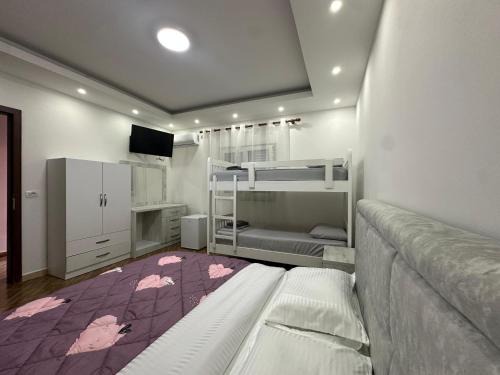 Ishem Hotel | Bar Restorant Hotel Niku