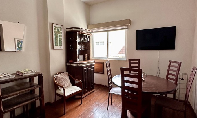 Ipanema Apartment | Discover Barao da Torre: Oceanfront Escape in Ipanema