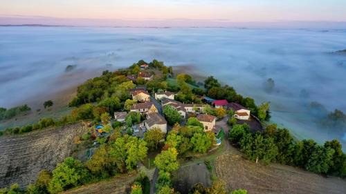 Astaffort Bed & Breakfast | Pet-Friendly Barbonvielle Astaffort: Rated 8.5/10 by Guests