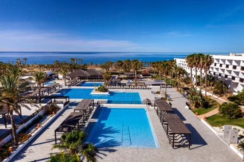 Retamar Hotel | Relax at Barceló Cabo de Gata with Oceanfront Bliss