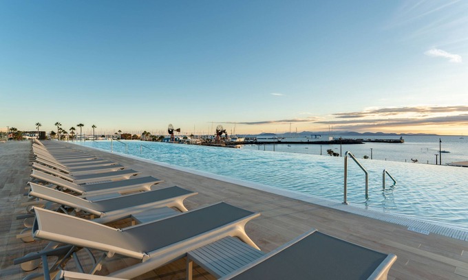 Playa Blanca Hotel | Relax at Barceló Playa Blanca Royal Level - Adults Only
