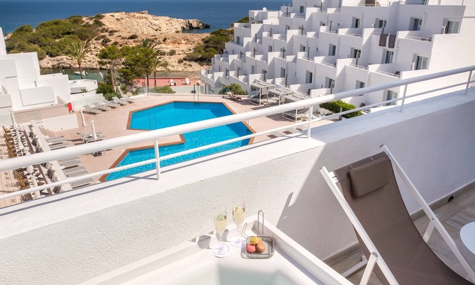 Portinatx Hotel | Relax at Barceló Portinatx - Adults Only, Rated 9.2/10