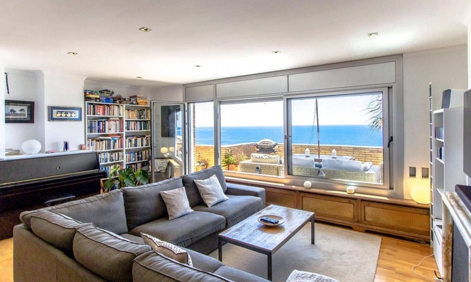 Vilassar de Mar Apartment | Barcelona sunset · PENTHOUSE with POOL and PRIVATE TERRACE