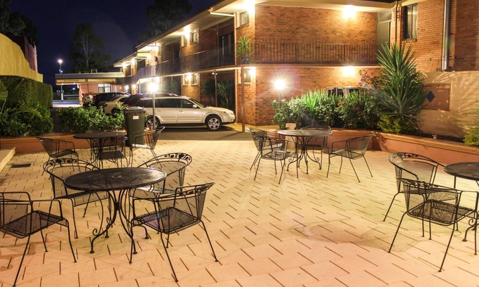 Bendigo Hotel | Discover Comfort at Barclay On View with Pool & Spa