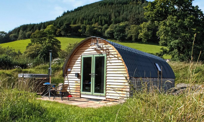 Pennant Melangell Cottage | Cozy 1 Bedroom Retreat in Penybontfawr, Near Llanfyllin