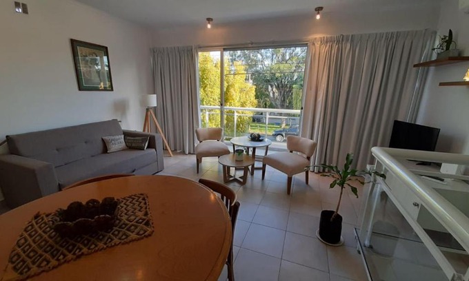Villa Regina Apartment | Pet-Friendly Retreat at Barda Norte - Rated 10/10 by Guests