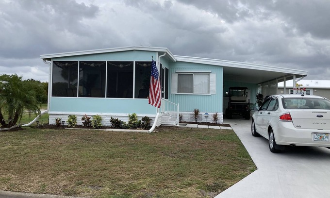 Barefoot Bay House | Barefoot Bay House, dog friendly.