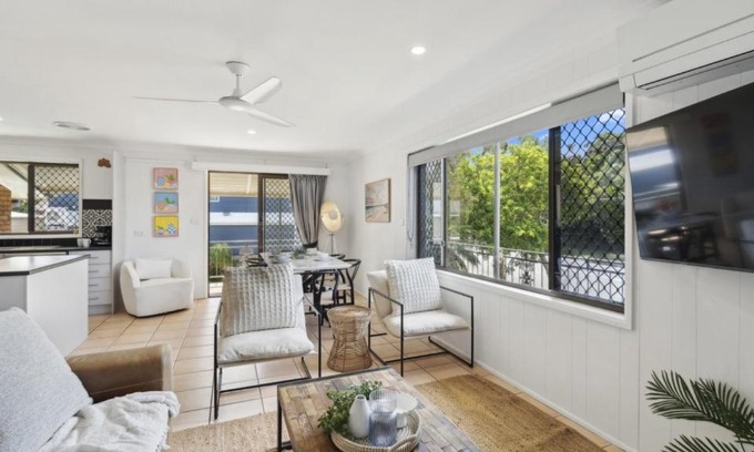 Sawtell House | Barefoot On First - Pool, Beach, Family - Friendly