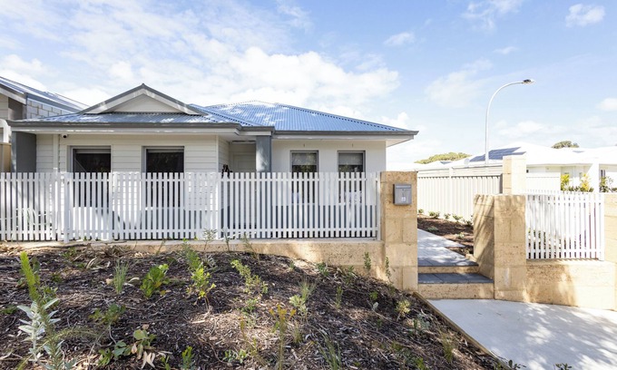 Yanchep House | Barefoot2Beach by Swan BnB Management