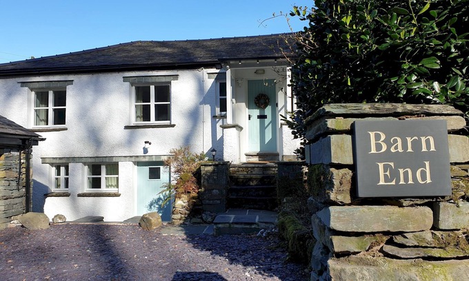 Ambleside House | Cozy Barn End: Pet-Friendly Three Bedroom Retreat
