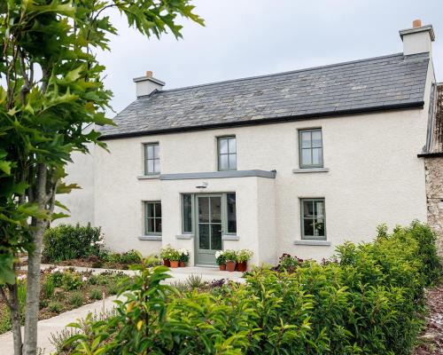 Mitchelstown Bed & Breakfast | Oceanview Retreat at BARNAHOWN, Mitchelstown
