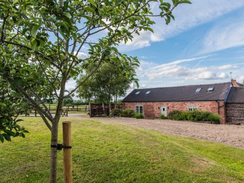 Foxt House | Welcoming Barnfields Holiday Cottage: Rated 9.2/10 & Child Friendly