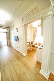 Svitlogirske Apartment | Cozy Barokko Terrassa: Family-Friendly Stay in Poltava