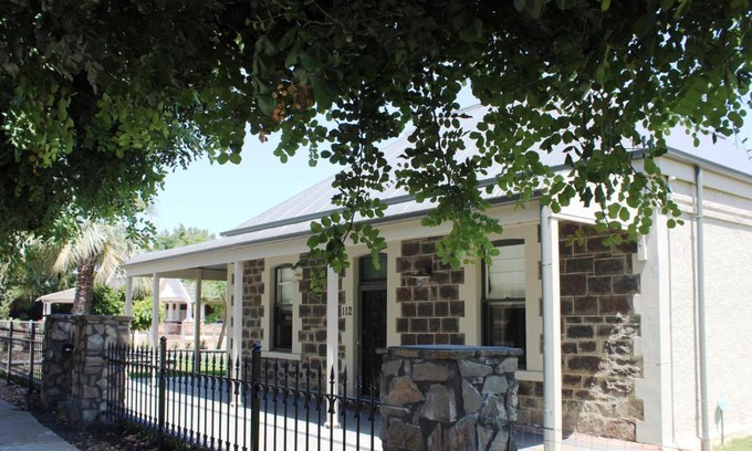Tanunda Bed & Breakfast | 5-Star Barossa Bed & Breakfast with Family-Friendly Amenities