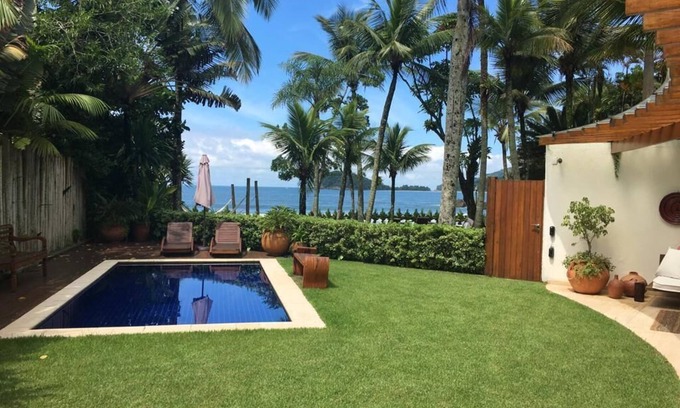 Barra do Sahy House | Experience Barra do Sahy: Walk in the Sand & Ocean Views