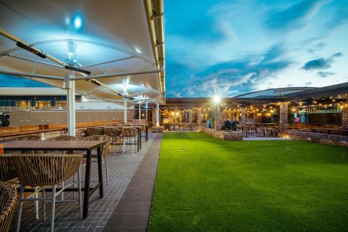 Barrack Heights Resort | Oceanfront Escape at Barrack Point Holidays – Guest Rated 8.1