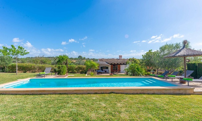 Santa Margalida Villa | Barranc de Son Fullós - Idyllic Country House with Pool