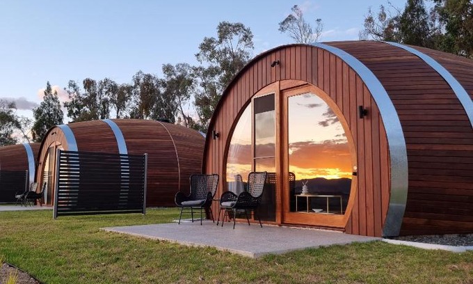 Ballandean Ski Chalet | Experience Barrel View Cabins: A Top-Rated 4-Star Retreat