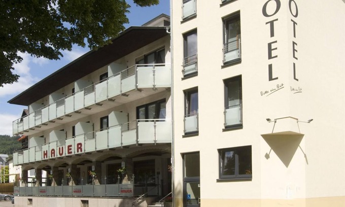 Bollendorf House | Accessible Double Room with Ocean View at Hotel Hauer