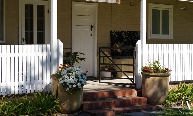Woodside House | Barristers prevent Vigneron Villa