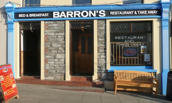Moville House | Charming Barron's Bed & Breakfast: Rated 9/10 with Breakfast