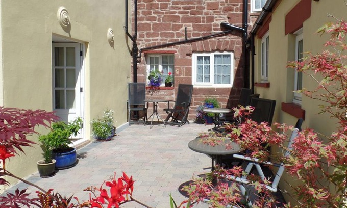 Appleby-in-Westmorland House | Discover Barrowgarth Guest House: Pet-Friendly Retreat