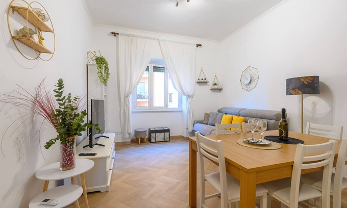 Quartiere XI Portuense Apartment | Barsanti Apartment: Guest Rated 10/10 with Pet-Friendly Perks