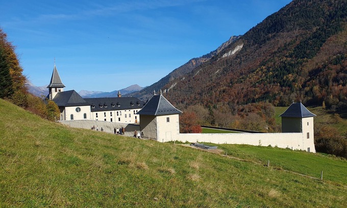 Faverges-Seythenex House | Barthoux Chambres d'Hôtes: Guest Rated 9/10 with Spa Access