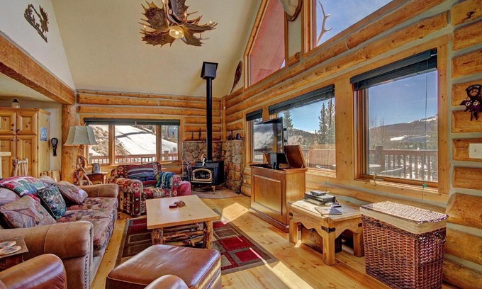 Huron Heights House | Cozy Barton Cabin 433 with Hot Tub and Breakfast Included