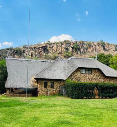 Magaliesberg House | Bartons folly manor house