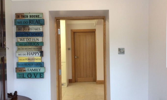 Newry House | Guest Rated 10/10: Barview House in Newry for Families
