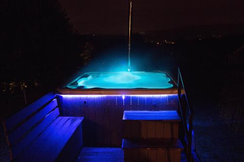 Lgota House | Explore Barwald Hills: Oceanfront Escape with Pool Access