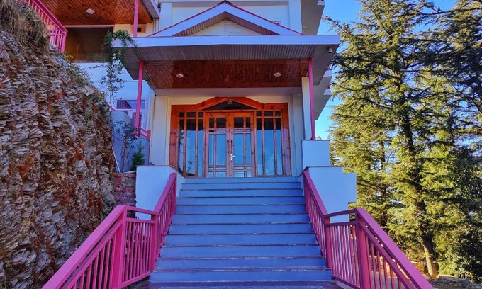 Theog Hotel | Pet-Friendly Basa Palace: Wheelchair Accessible Comfort