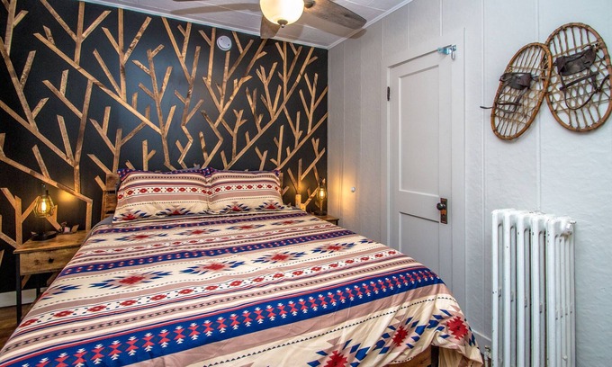 Gorham House | Base Camp Gorham Center - Inviting 2-Bed with Breakfast
