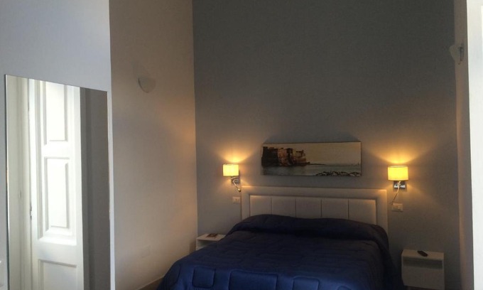 Mergellina Bed & Breakfast | Explore Base Napoli Mergellina: Pet-Friendly Oceanfront Retreat