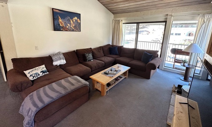 Mammoth Lakes Condo | Base of Canyon Condo!
