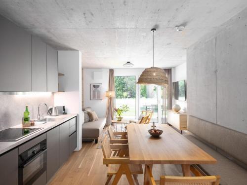 Gleiming Apartment | Pet-Friendly BASECAMP Reiteralm with Ocean View & Breakfast