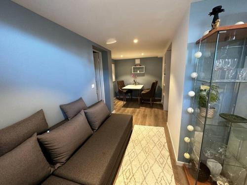 Alesund Apartment | Cozy Basement Apartment with Convenient Parking