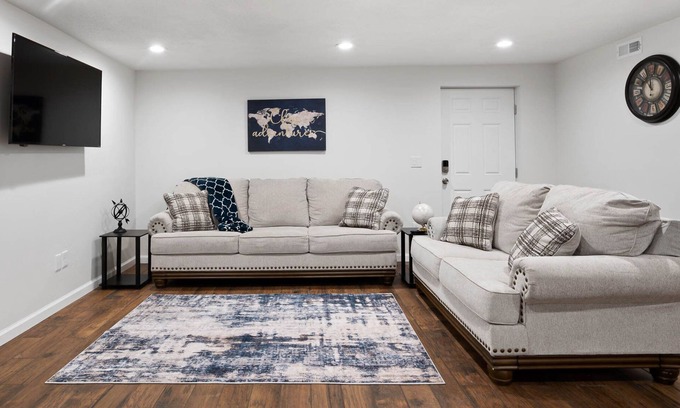 Daybreak House | Cozy Basement Guest Suite with King Bed & Wifi Access