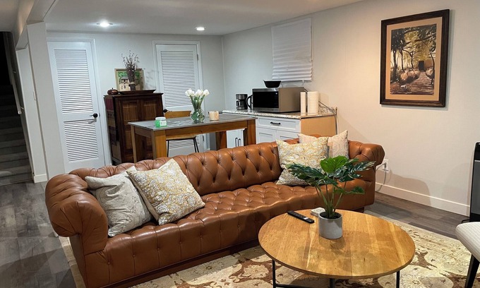 Hampden South House | Cozy Retreat Near DTC with Spa and Hot Tub Amenities