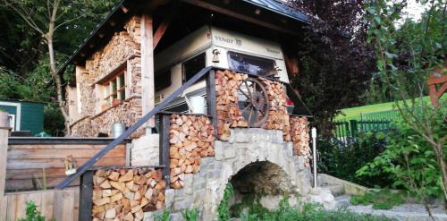 Ebbs House | Discover Basislager Kaiserhaus: Family-Friendly Getaway