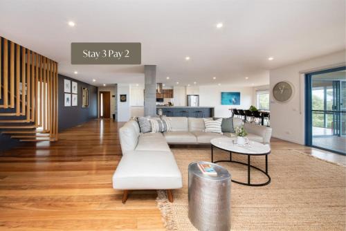Cape Schanck House | Cozy Sunset Ocean Vistas at Cape Schanck for Families