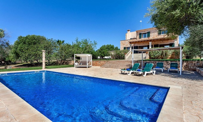 Santanyi Villa | Unforgettable Stay at Bassa Seca: Rated 10/10 with Pool & Spa