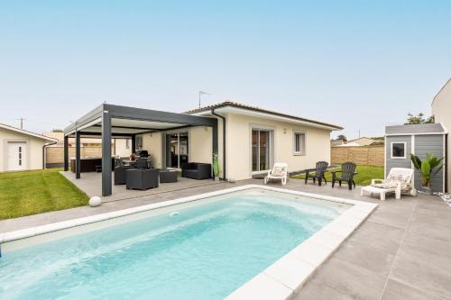 Ares Villa | Experience Oceanfront Bliss at Bassin d'Arcachon Hotel