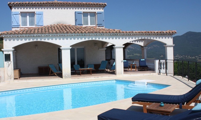 Bastelicaccia House | Bastelicaccia: Elegant Villas with Pool & Stunning Ocean Views