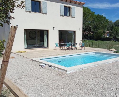 Aix-en-Provence Villa | Relaxing Bastide with Private Pool for Family Getaways